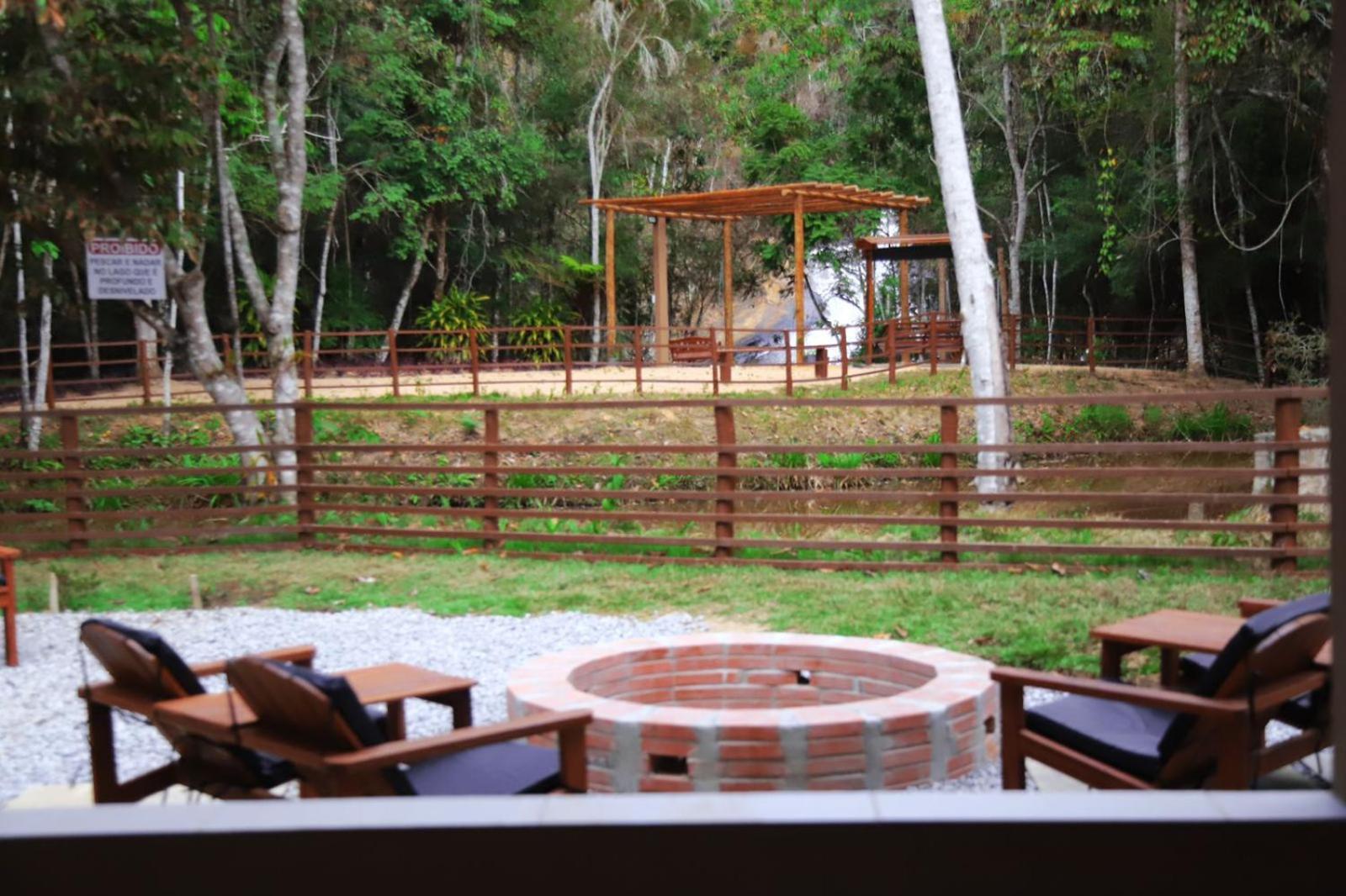 פדרה אזול Casa De Campo Banheira, Lareira E Cachoeira מראה חיצוני תמונה